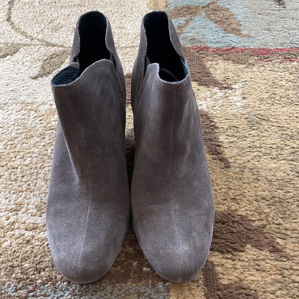 Cute for Fall and Super Comfy